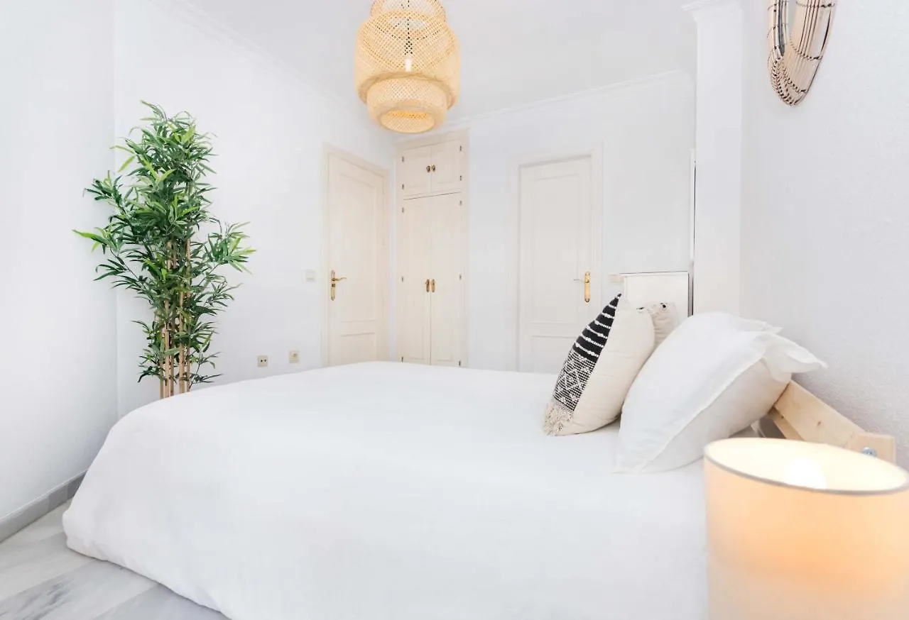 Bhost - La Maestranza Apartment Malaga