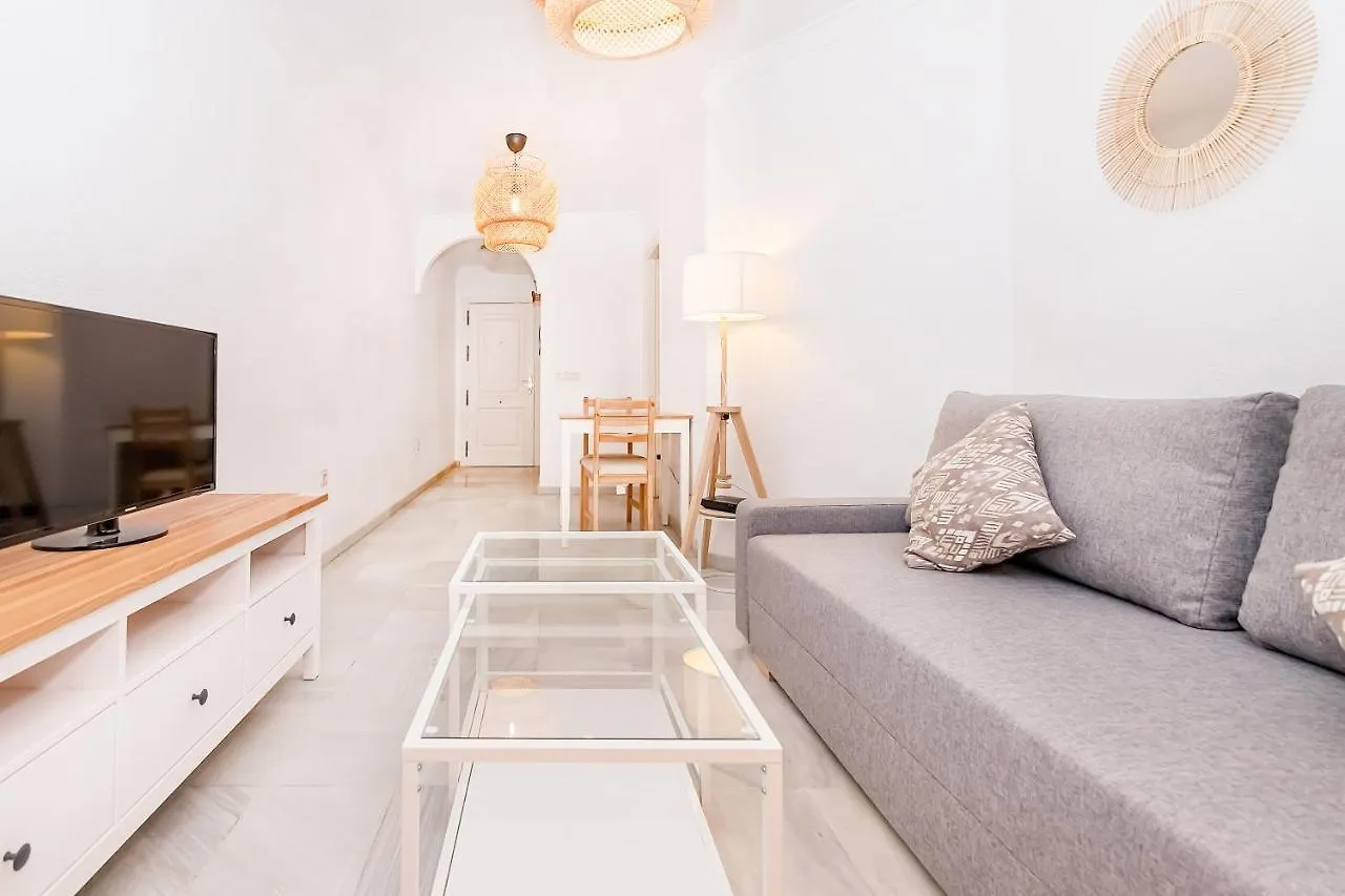 Bhost - La Maestranza Apartment Malaga